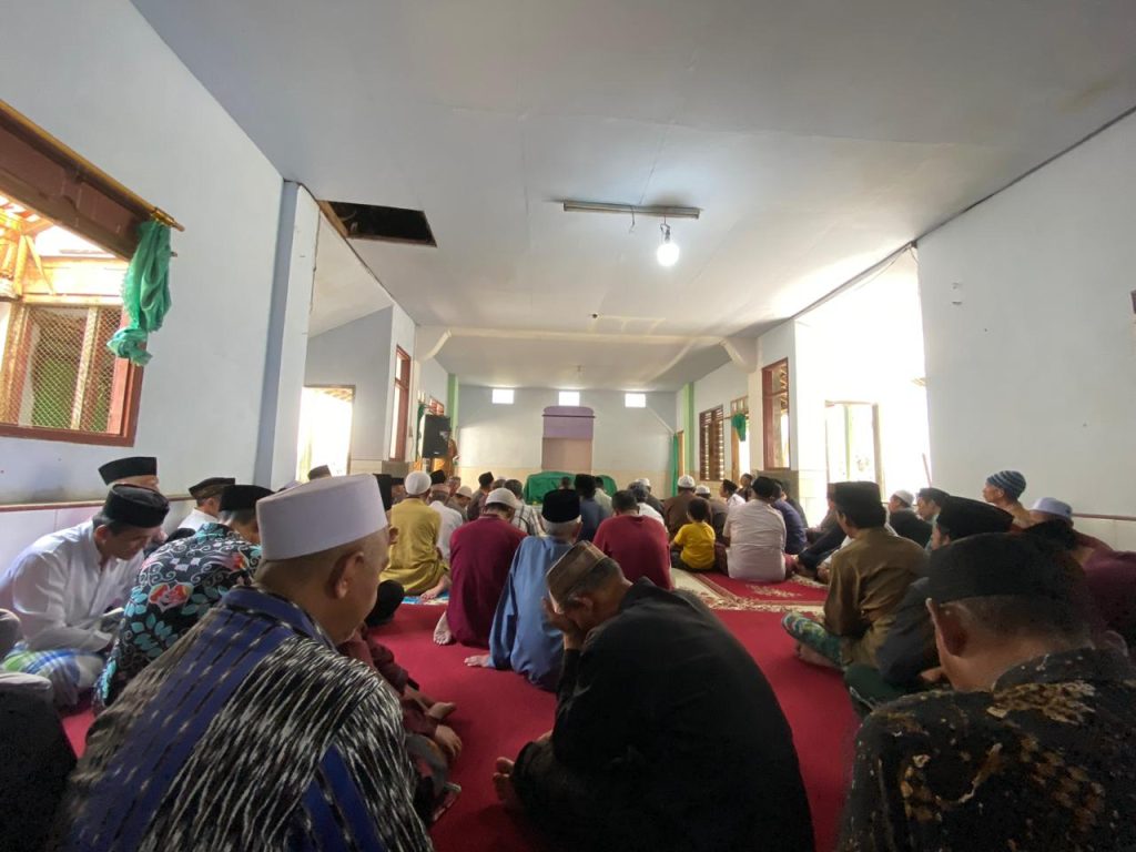 Ribuan Jamaah Iringi Kepergian KH Masdar Fauzi, Kiai yang Istiqamah Berdakwah demi Kemaslahatan Umat